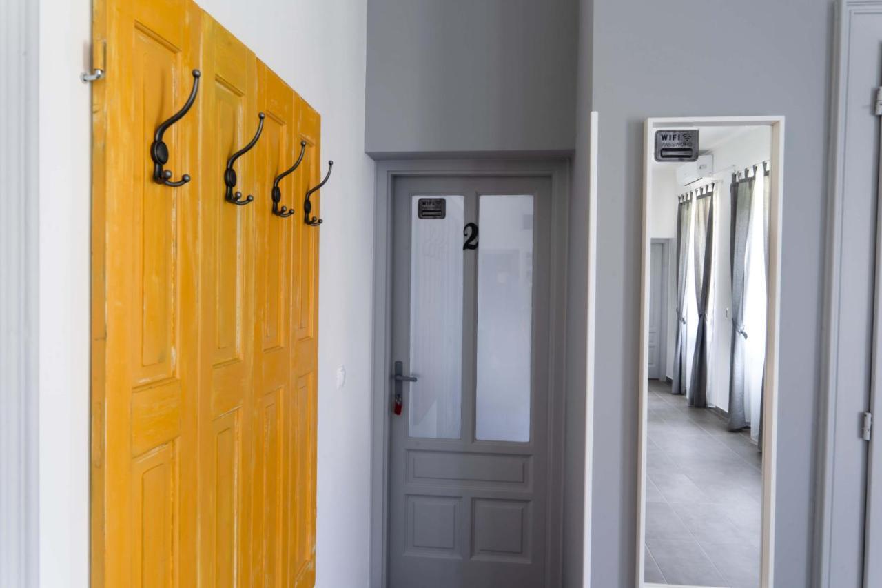 Kunfoglalas Apartmanhaz Kisujszallas Экстерьер фото